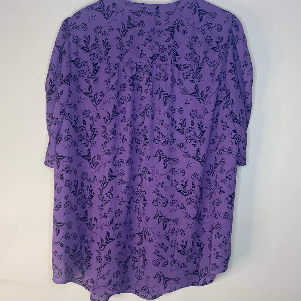Torrid Harper Floral Purple V Neck Buttons Short Sleeve Top Blouse Ruffles XXL 2 - Picture 9 of 16